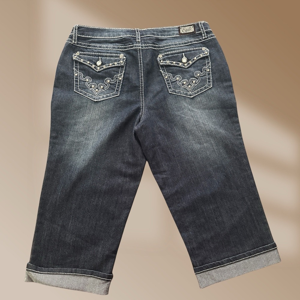 Earl Jeans Capris Ladies Sz 10 Embellished Back Pockets